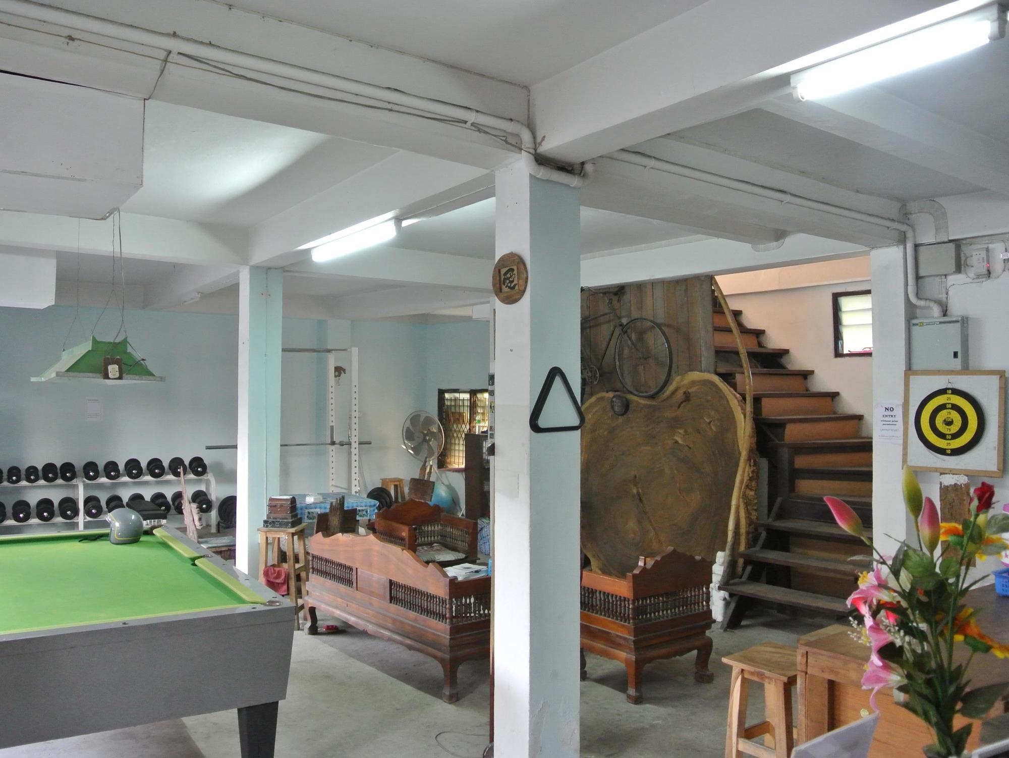Cumpun Guest House Chiang Mai Exterior photo